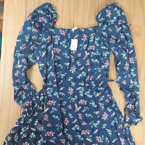 Loft Floral Long Sleeve Dress Size 6 NWT
